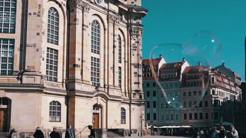 Soap Bubbles and Dresden Cityscape Vídeos de archivo 312007243
