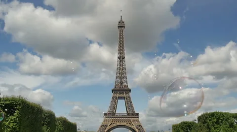 Soap bubbles in front of the Eiffel Tower in Paris Stock Footage 41493395