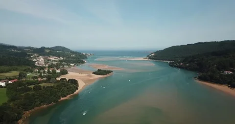 Sobrevolando Urdaibai Stock Footage 95646590