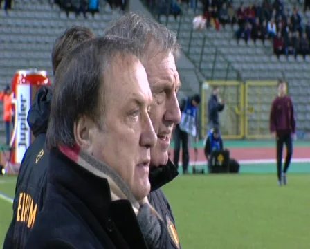 Soccer coach working Stock Footage 877981