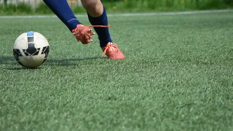 Soccer dribbling skill Stock Footage 153420667