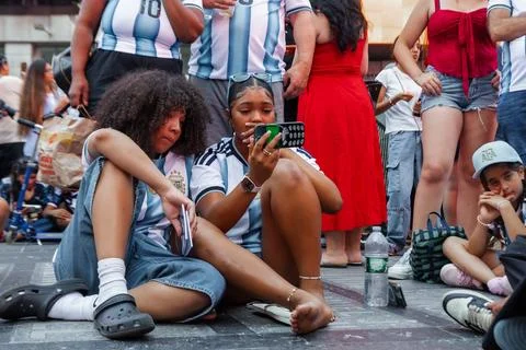 Soccer fans react to World Cup final game between Argentina and Spain, New York, Stock Photos
