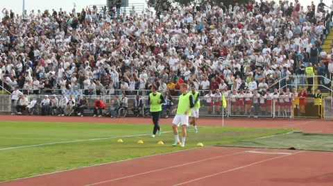 Soccer warming up Stock Footage 37016269