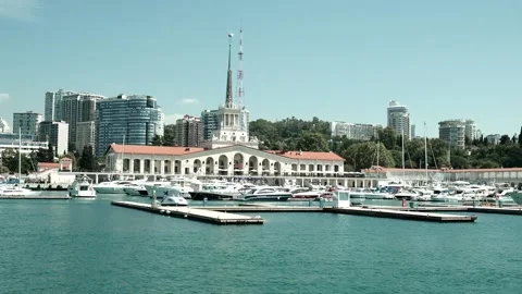 Sochi, Russia - 20 AUG 2020: Yachts and boats in the seaport of Sochi, Russia 库存影片 150141153