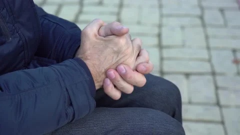 Social problems concept. Hands of a pensioner close up. Financial difficulties. Stock Footage 143379524