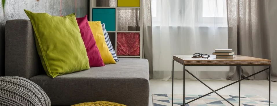 Sofa and table Foto stock