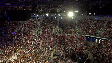 Sofia, Bulgaria - 23 May, 2019: Unrecognizable crowd of people in a big hall  스톡 동영상 162590360