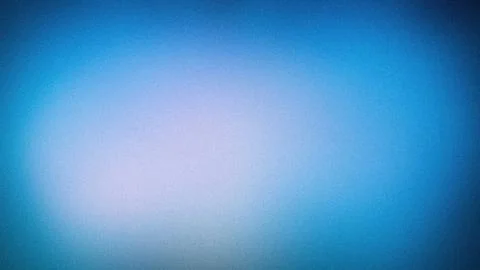A soft 4K grainy gradient blending light blues and subtle purples, perfect .. Stock-Illustration