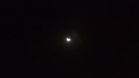  soft and blurred focus the moon in dark sky with clouds 動画素材 95993364