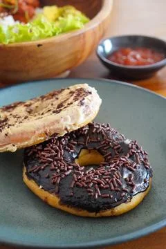 Soft and fluffy donuts dusted with fine sugar Foto stock