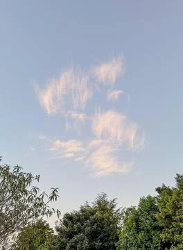 Soft clouds in the clear blue sky Foto stock