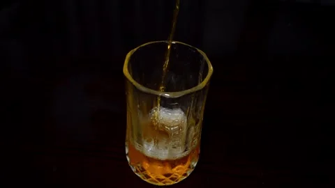 Soft Drink into a Glass 库存影片 347529299