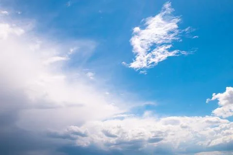 Soft focused view of beautiful thunderclouds. Beautiful dramatic blue sky bac Foto stock