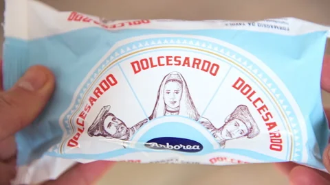 Soft fresh table cheese of Sardinia, Italian appetizer in Italy closeup Vídeo Stock 287888172
