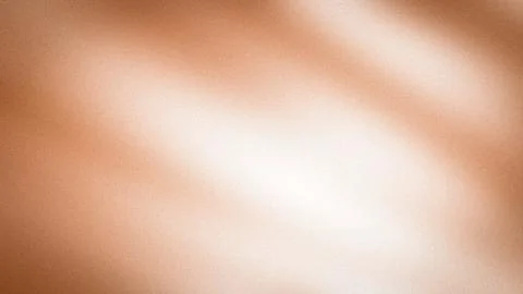 Soft gradient blend of warm beige and white tones, accented with a grainy t.. 스톡 일러스트