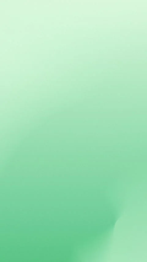 Soft green gradient with smooth blend of light and darker shades, seamless loop Vidéo 310143577