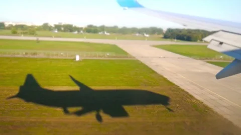 Soft Landing Aircraft Видео 72457690