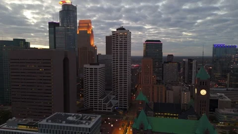 Soft twilight over downtown Minneapolis, summer city aerial view. Stock Footage 324900895