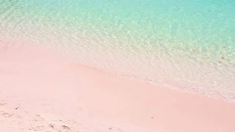 Soft wave with the blue ocean on a sandy beach. Stock-Footage 154565401