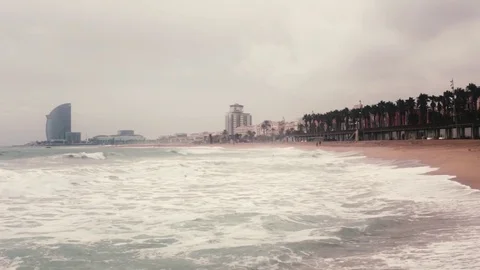 Soft wave of the sea on the storm beach 動画素材 71072510