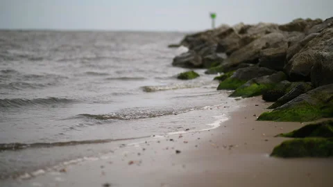 Soft waves in Hamptons long island Vídeos de archivo 201123560