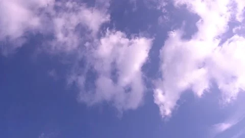 Soft white cloud slow-moving puffy Vidéo 172158677