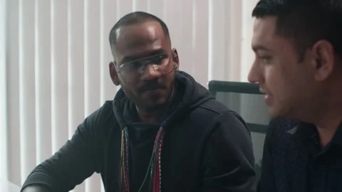 Software Developer and Sales Manager Talking about New Product 動画素材 252569959