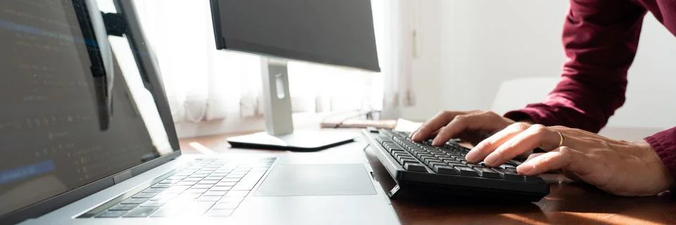 Software developer or programmer working data debugging improvement binary al Foto stock