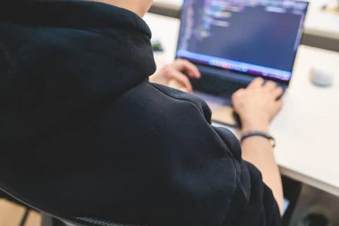 Software developer students in auditorium hall working on computer and lapt.. Foto stock