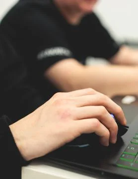 Software developer students in auditorium hall working on computer and lapt.. 스톡 사진