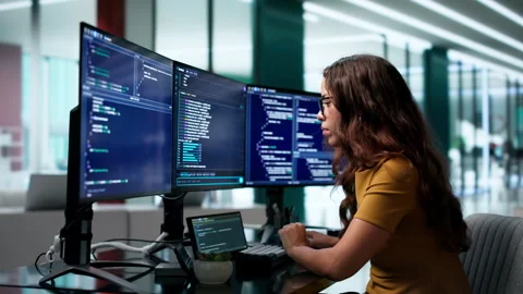 Software Developer Works On Coding Project Видео 345862013