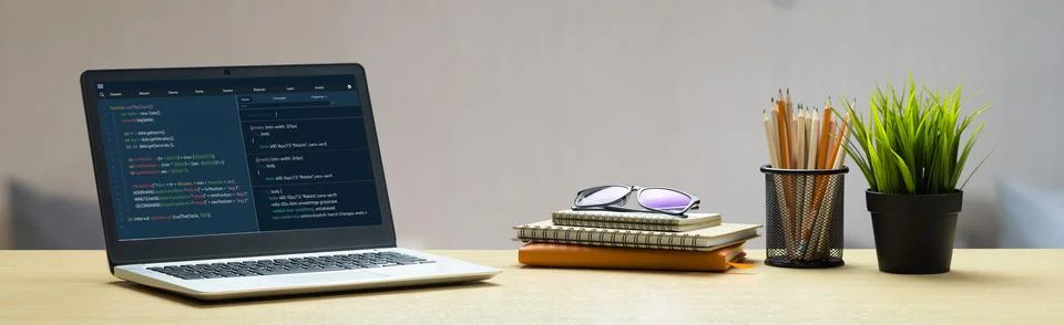 Software development programming on computer screen for modish application Foto stock