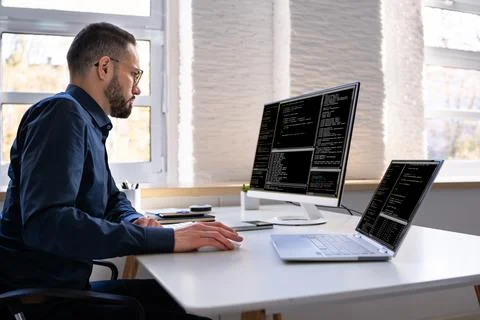 Software Programmer Or Coder Man 스톡 사진