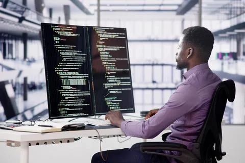 Software Programmer Or Coder Man Using Office Computer 스톡 사진