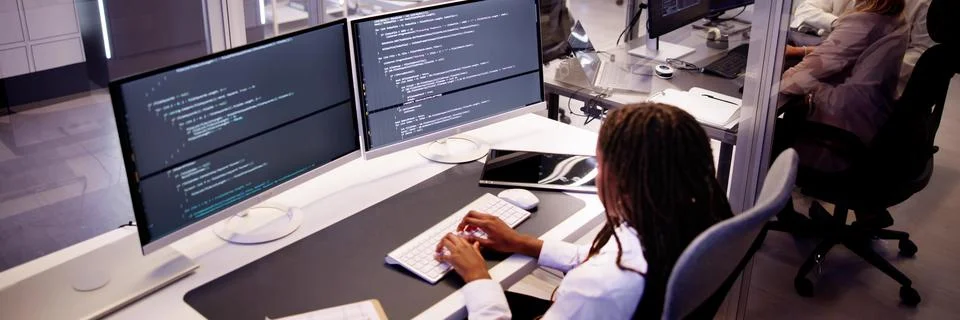 Software Programmer Or Coder Woman 写真素材