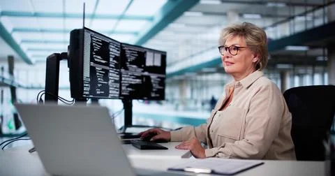 Software Programmer Or Coder Woman Foto stock