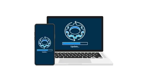 Software Update Process on Laptop and Smartphone with Green Screen 스톡 동영상 315032102