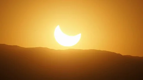 Solar eclipse sunset Stock Footage 111772145