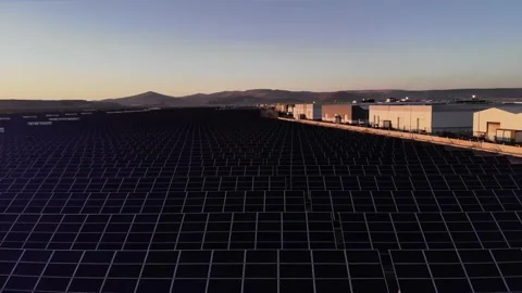 Solar Energy Vídeos de archivo 193985228