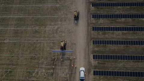 SOLAR ENERGY PANEL FIELD DJI INSPIRE AERIAL SOLAR PANEL INSTALLATION Video stock 111607941