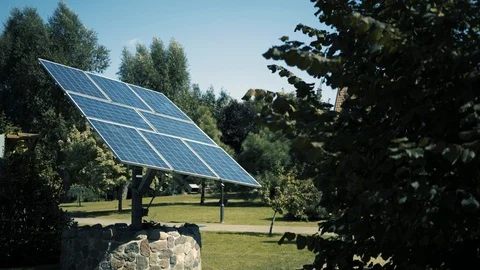 Solar energypanels in the setting sun Video stock 94314399