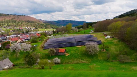 Solar field in progress 動画素材 311531289