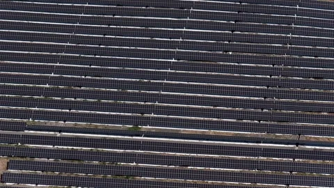 Solar Panel Array Grid - Clean Energy Field - Italy 스톡 동영상 347329009