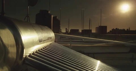 Solar Panel getting energy 動画素材 81989548