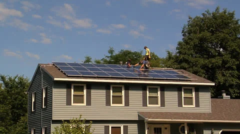 Solar panel installation wide shot 스톡 동영상 25657709