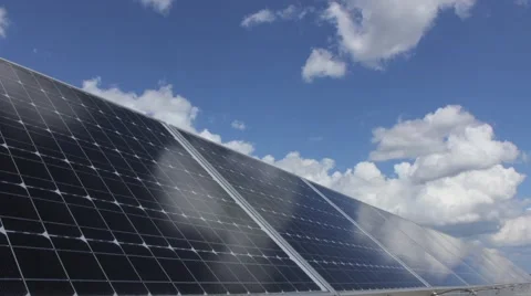 Solar Panels and Puffy Cloud Lapse Stockbeeldmateriaal 62632659