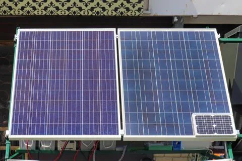 Solar panels attached to a building for efficient clean energy Fotos de archivo