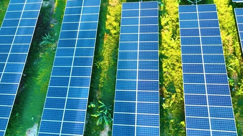 Solar Panels - Close Up Shot - Backwards 库存影片 251713786