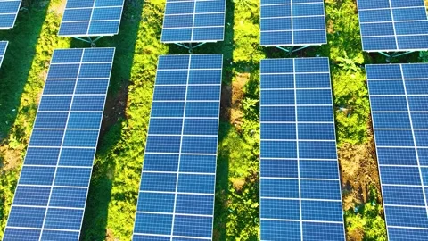 Solar Panels - Close Up Shot - Forwards 库存影片 251714489