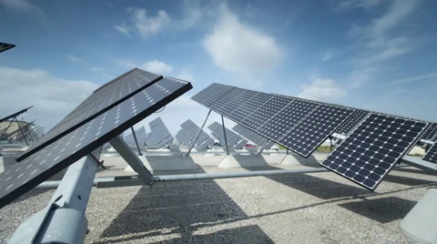 Solar panels with clouds  timelapse in 4K Vídeo Stock 67623238
